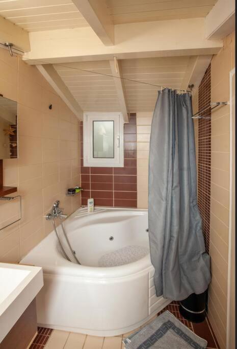Jenny'S Luxury Maisonette Apartment Nafplio Bagian luar foto
